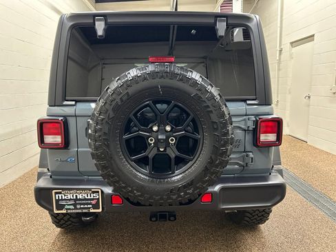 Used 2025 Jeep Wrangler Unlimited Sport S 4xe AWD/4WD image 3