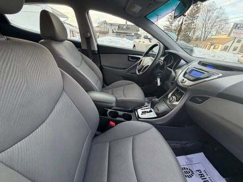 Used 2012 Hyundai Elantra GLS w/ Preferred Pkg 3 image 18