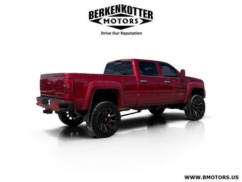Used 2019 GMC Sierra 2500 Denali AWD/4WD image 3