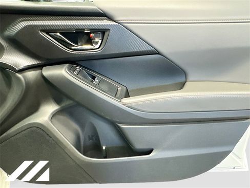 Certified 2025 Subaru Crosstrek 2.5i Limited w/ Popular Package #3A image 30