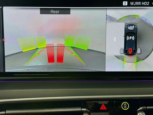 Used 2022 BMW X6 xDrive40i w/ Premium Package image 19