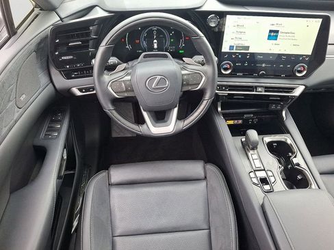 Used 2024 Lexus RX 450h AWD w/ Luxury Package image 12