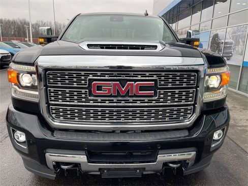 Certified 2018 GMC Sierra 2500 Denali w/ Duramax Plus Package image 30
