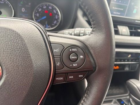 Used 2020 Toyota RAV4 XLE w/ Convenience Package AWD/4WD image 24