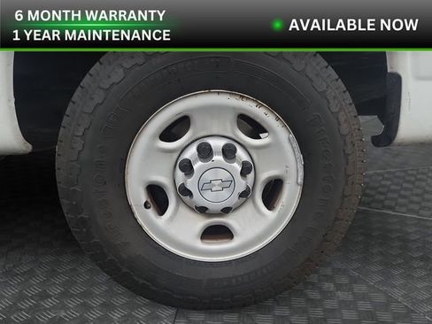 Used 2019 Chevrolet Express 2500 image 27