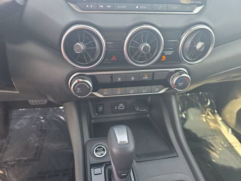 Used 2025 Nissan Sentra S FWD image 16