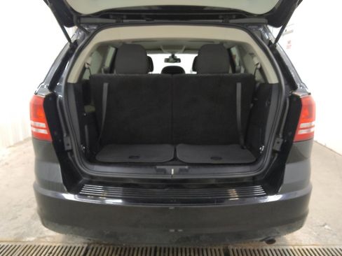Used 2019 Dodge Journey SE FWD image 29