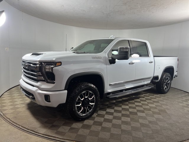 New 2026 Chevrolet Silverado 2500 High Country w/ Technology Package AWD/4WD image 1