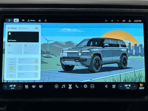 Used 2023 Rivian R1S Adventure image 33