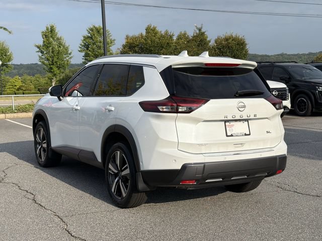 Certified 2025 Nissan Rogue SL w/ Tech Package FWD image 7