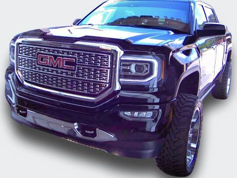 Used 2018 GMC Sierra 1500 Denali w/ Denali Ultimate Package AWD/4WD image 10