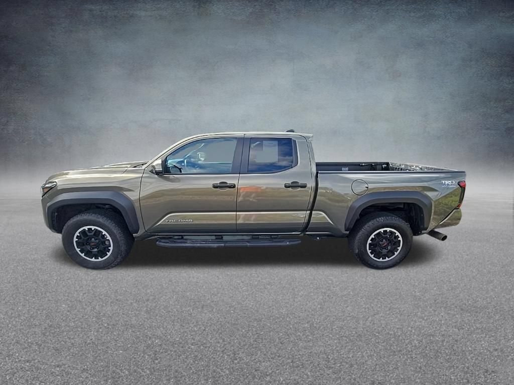 Used 2024 Toyota Tacoma TRD Off-Road w/ TRD Off Road Premium Package AWD/4WD image 7