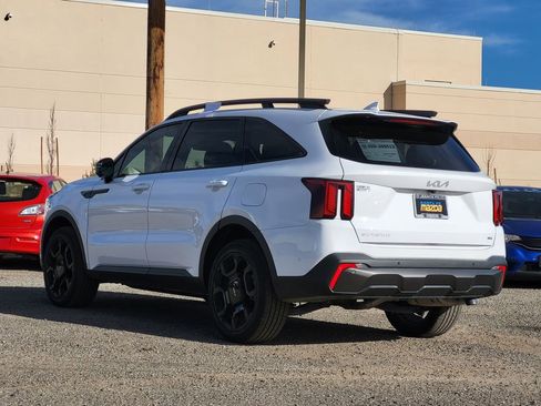 Used 2024 Kia Sorento SX image 7