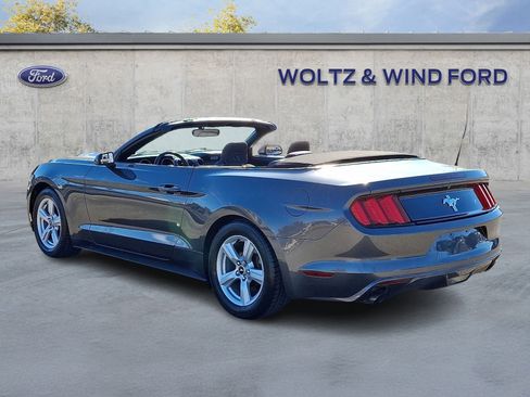 Used 2017 Ford Mustang Convertible image 5