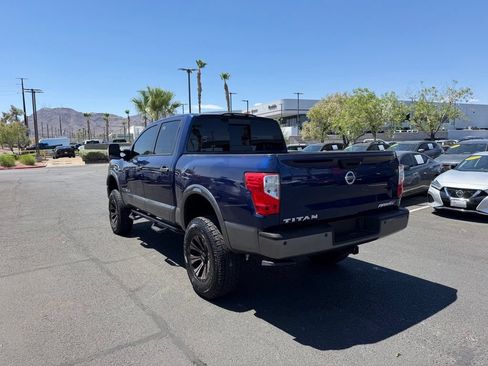 Used 2017 Nissan Titan PRO-4X w/ Pro-4x Convenience Package AWD/4WD image 7