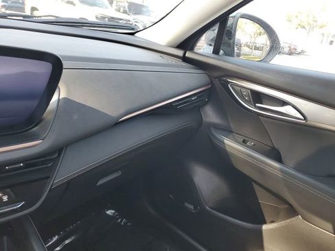 Used 2024 Buick Envision Sport Touring image 25