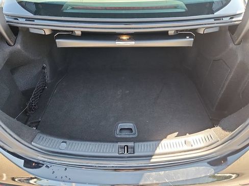 Used 2019 Mercedes-Benz E 300 4MATIC image 30