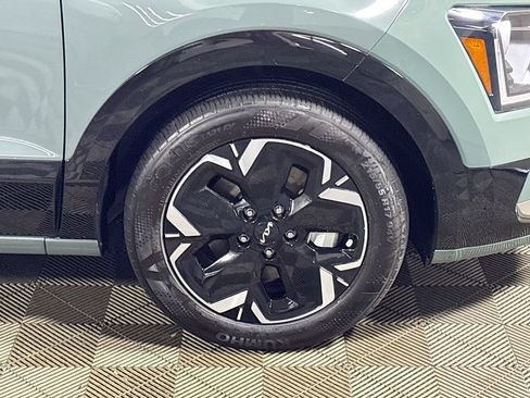 Used 2024 Kia Niro Wind FWD image 23