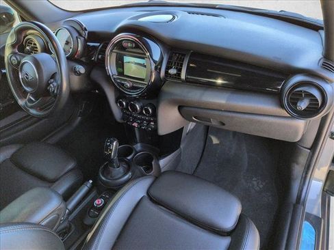 Used 2020 MINI Cooper S image 21