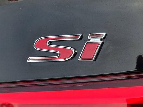 Used 2024 Honda Civic Si image 8