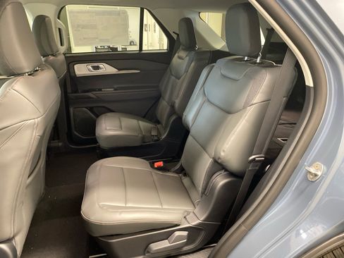 New 2026 Ford Explorer Active w/ Active Comfort Package image 41