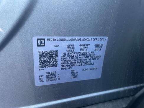 Used 2025 Chevrolet Equinox LT image 28