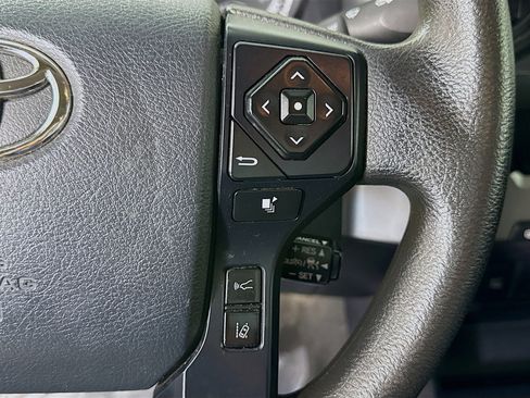 Used 2020 Toyota Tacoma SR image 15
