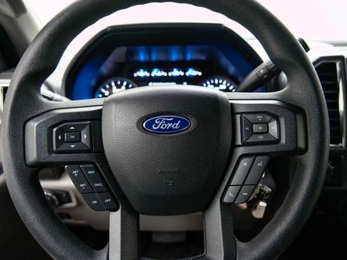 Used 2017 Ford F250 XLT w/ XLT Value Package AWD/4WD image 23