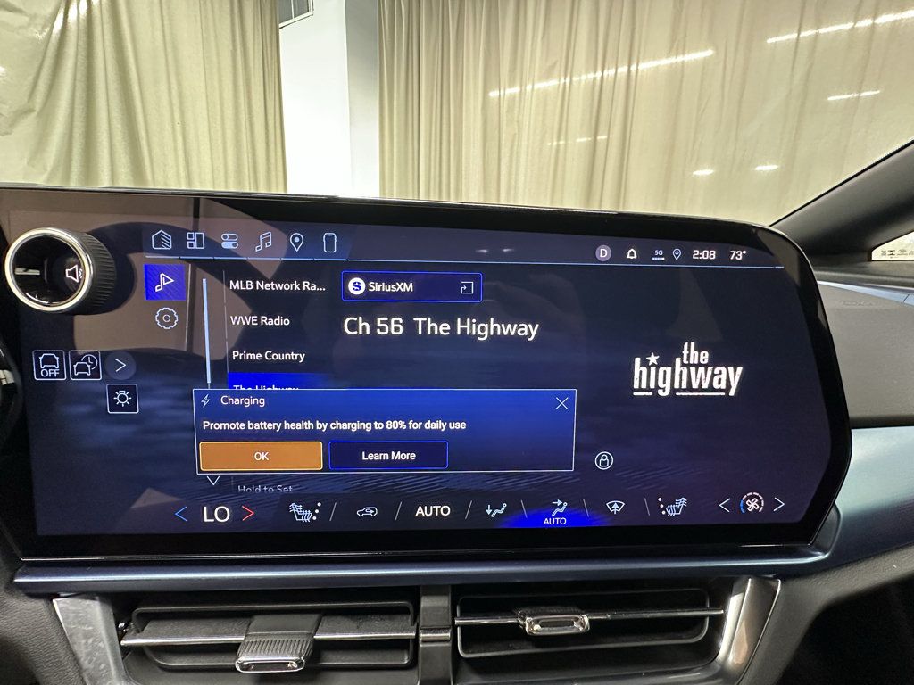 Used 2024 Chevrolet Equinox EV LT FWD image 26