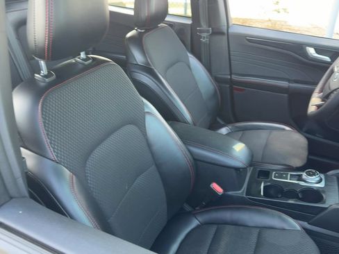 Used 2023 Ford Escape ST-Line Select w/ Tech Pack #2 AWD/4WD image 15