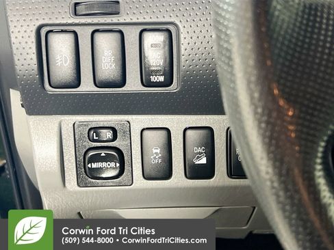 Used 2012 Toyota Tacoma 4x4 Double Cab image 19