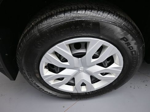 Certified 2024 Toyota Corolla Cross L image 12