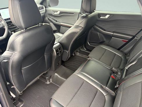 Used 2025 Ford Escape ST-Line w/ Tech Pack #1 AWD/4WD image 5