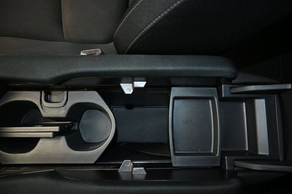 Used 2018 Honda Civic EX image 19