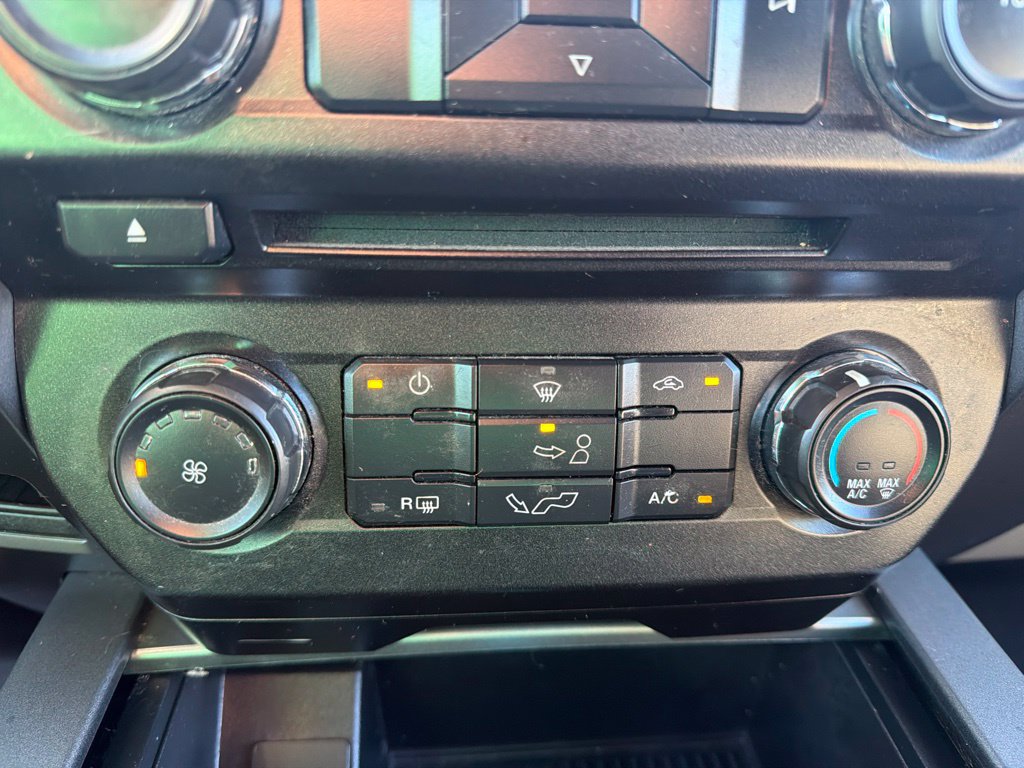 Used 2017 Ford F150 XLT w/ Equipment Group 301A Mid AWD/4WD image 21