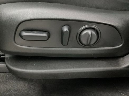 Used 2021 Chevrolet Traverse RS w/ LPO, Floor Liner Package AWD/4WD image 18