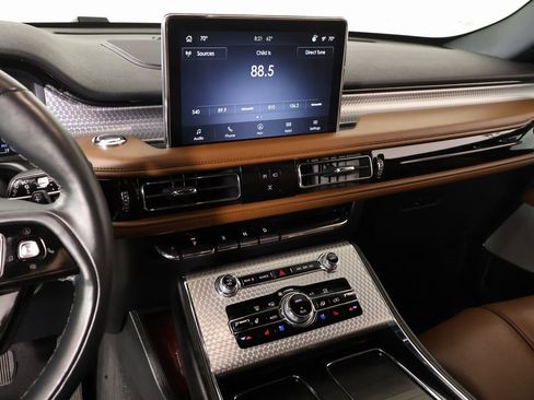 Used 2023 Lincoln Aviator Grand Touring w/ Equipment Group 301A image 5