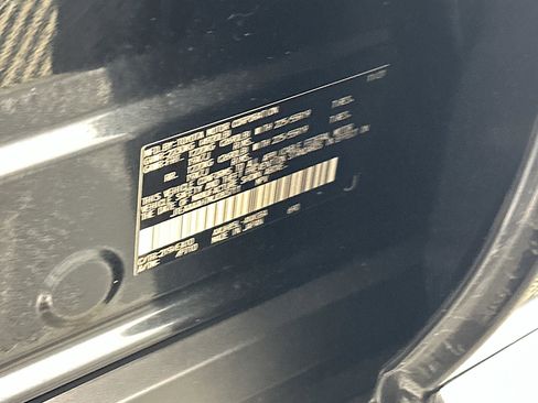 Used 2021 Toyota Venza XLE w/ Softex Package AWD/4WD image 12