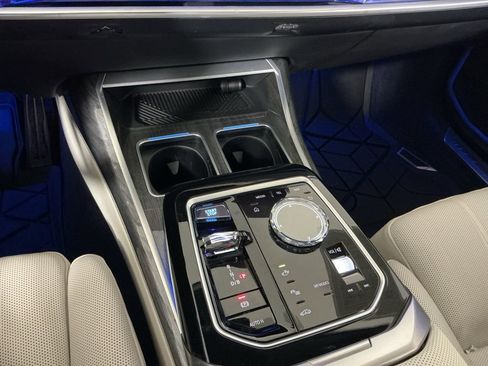 Certified 2024 BMW i7 xDrive60 image 13