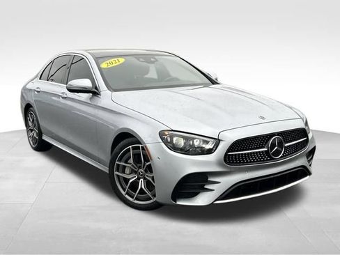 Used 2021 Mercedes-Benz E 350 4MATIC Sedan image 1