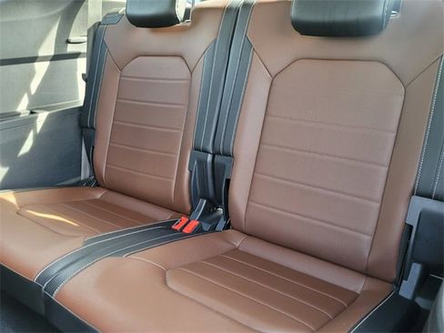 Used 2021 Volkswagen Atlas SEL Premium image 7