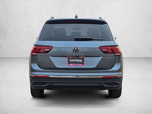 Used 2024 Volkswagen Tiguan S image 7