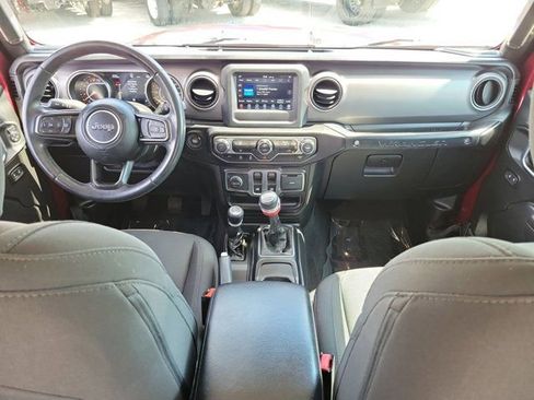 Used 2021 Jeep Wrangler Sport S image 11
