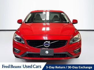 Used 2017 Volvo S60 T5 Dynamic w/ Vision Package video 2