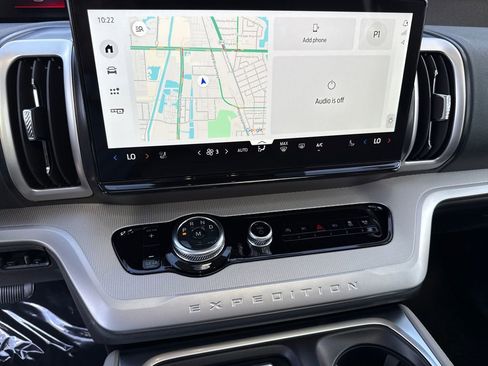 New 2025 Ford Expedition Max Active image 11