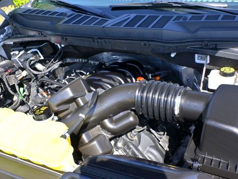 Used 2023 Ford F150 XLT image 28