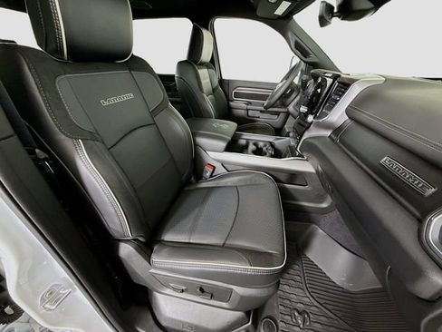 New 2025 RAM 2500 Laramie AWD/4WD image 27