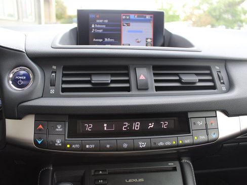 Used 2017 Lexus CT 200h w/ Navigation System Package FWD image 13