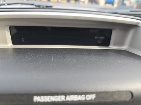 Used 2011 Ford Escape XLT w/ Class II Trailer Tow Pkg image 18