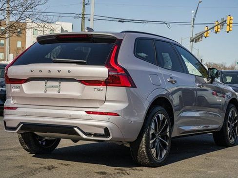 New 2026 Volvo XC60 T8 Plus image 5